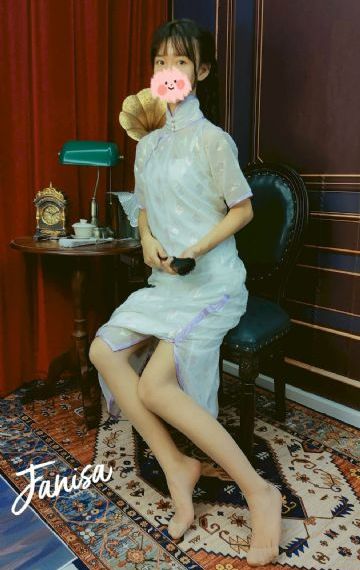 丝袜制服一区二区三区_高清版日韩电影在线