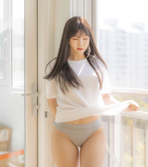 久久亚洲1区2区3区精选_日本电影视频网址大全